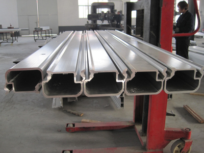 青島鋁欄桿扶手管現貨，不銹鋼制品詳情解析